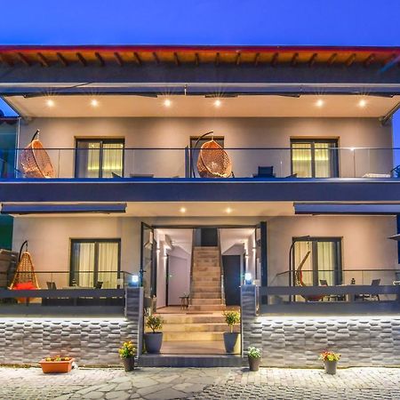 Oasis Apartment Сарти Екстериор снимка