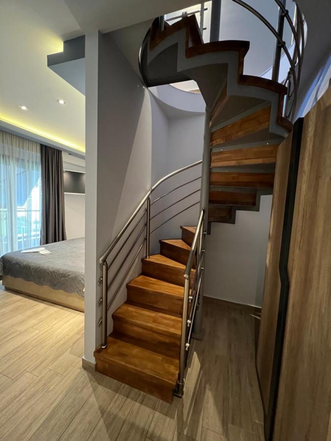 Oasis Apartment Сарти Екстериор снимка