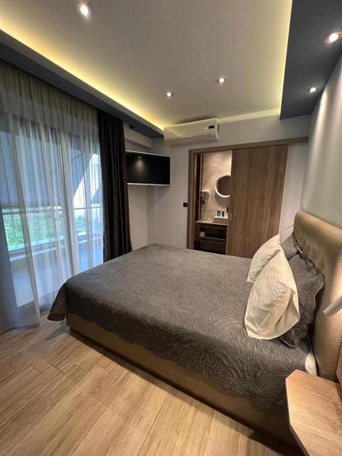 Oasis Apartment Сарти Екстериор снимка