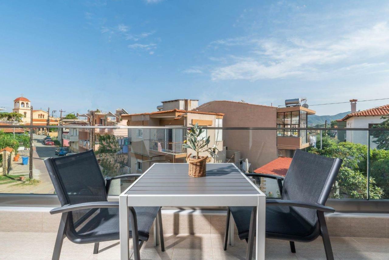 Oasis Apartment Сарти Екстериор снимка